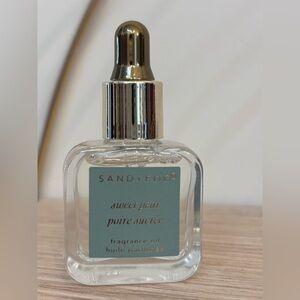 SAND + FOG Sweet Pear Fragrance Oil